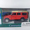 Land Rover serie III 109  rojo Escala 1/43 marca cararama 