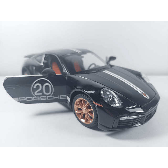 PORSCHE 911 TURBO S NEGRO ﻿Marca MINIAUTO ESCALA 1/24