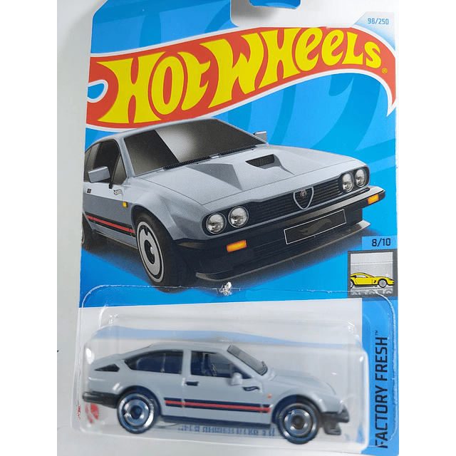 Hot Wheels Alfa Romeo GTV6 Escala 1-64