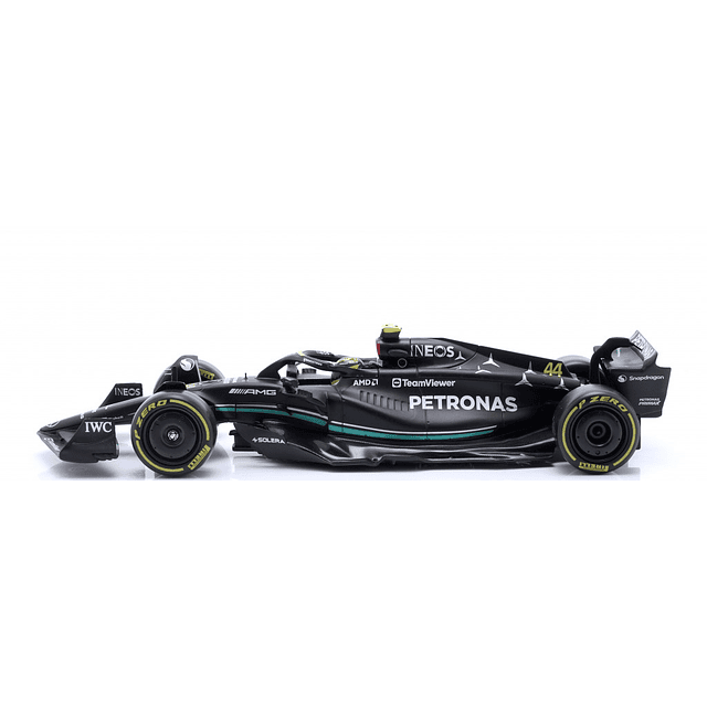 Mercedes-amg F1 W14 E lewis hamilton en caja de ACRILICA  1-24