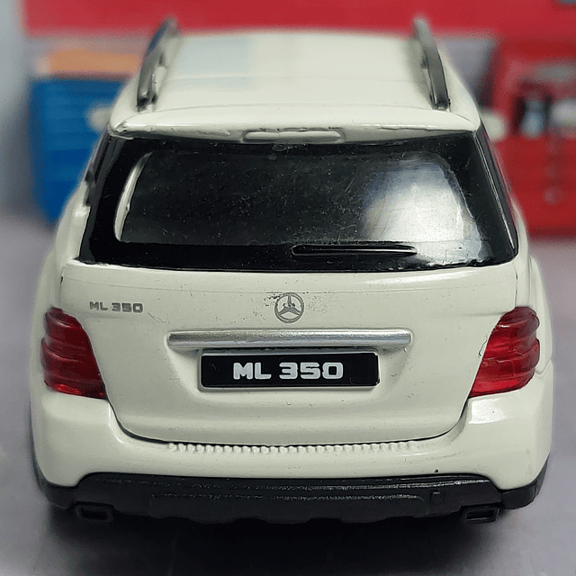 Mercedes-Benz ML 350 Welly, Escala 1-36 