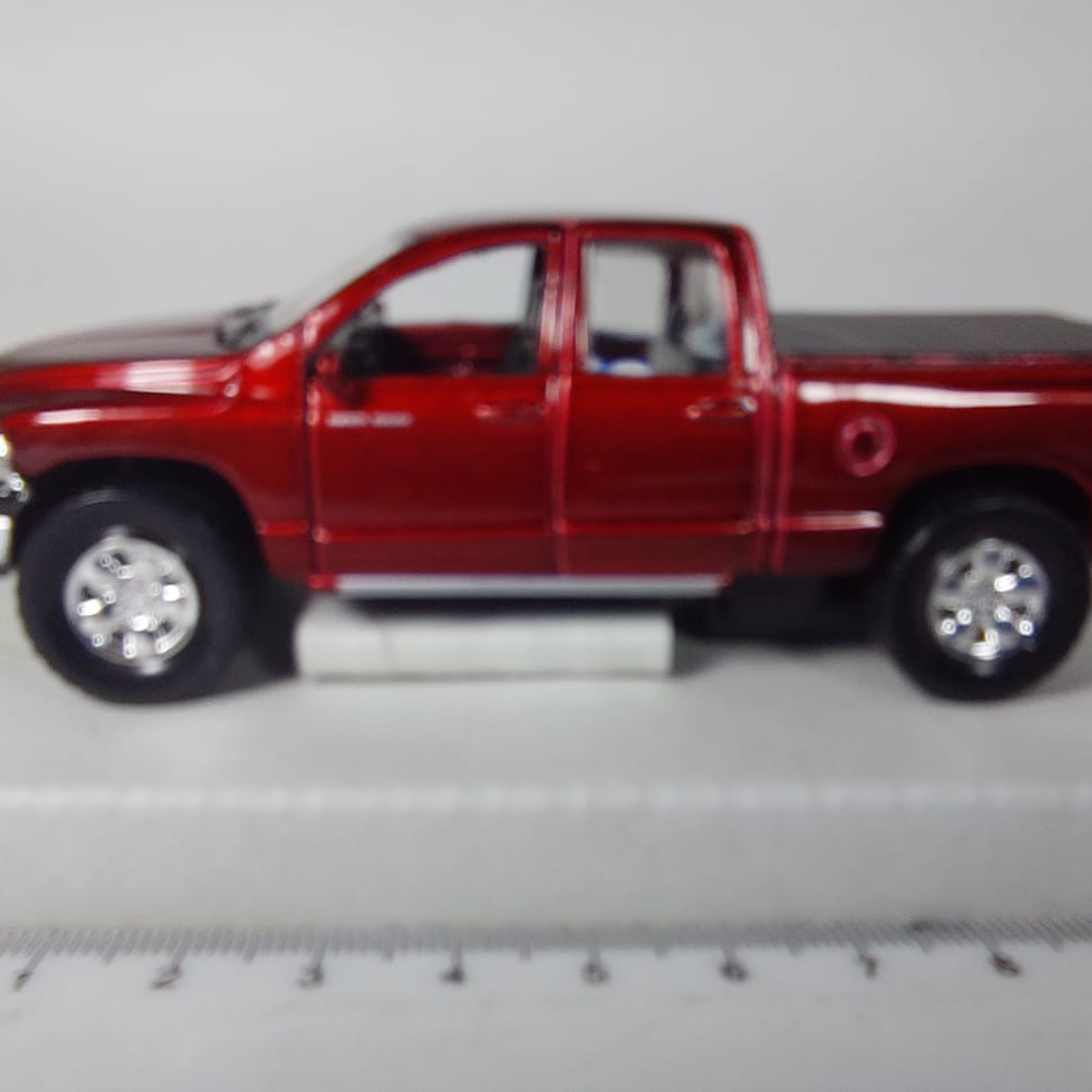 Dodge ram Quad Escala 1/43 marca maisto 5