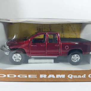 Dodge ram Quad Escala 1/43 marca maisto