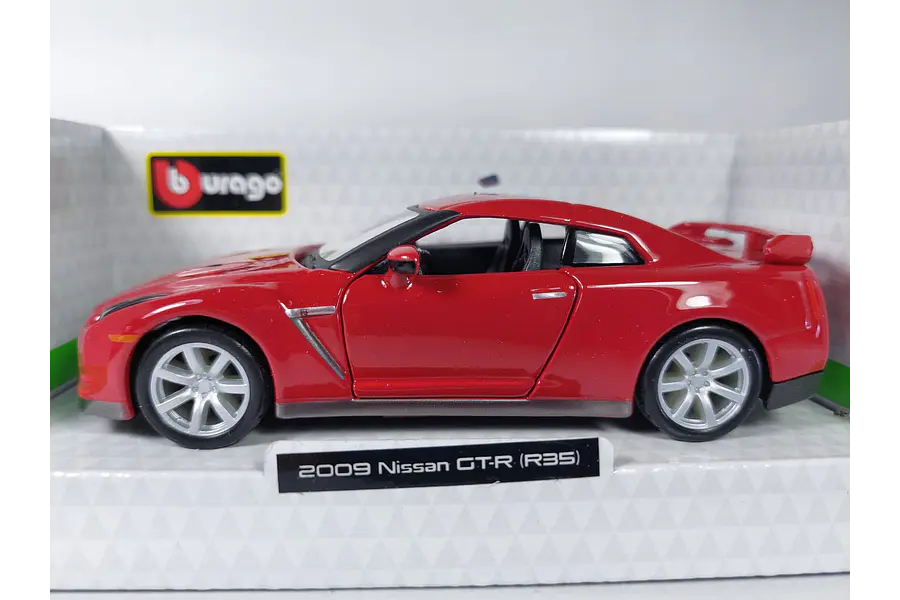 nissan gtr 2009 Burago, Escala 1-32