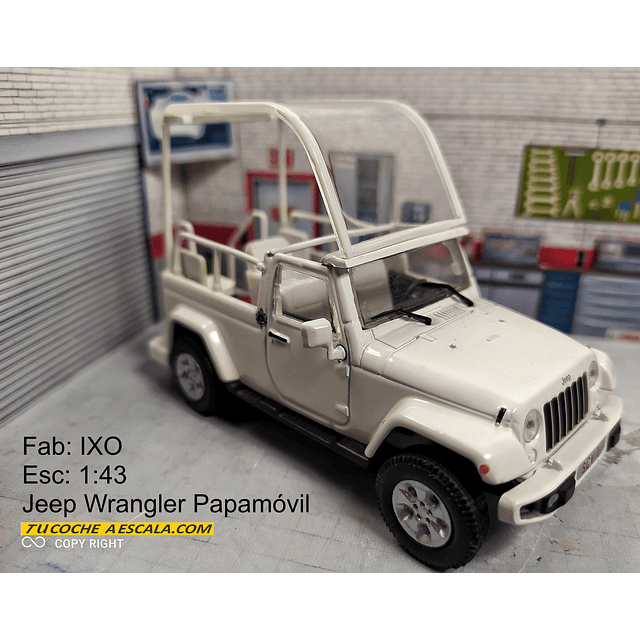 Jeep papamovil ,Escala 1/43 Marca Ixo