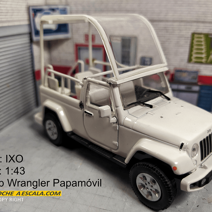 Jeep papamovil ,Escala 1/43 Marca Ixo 1