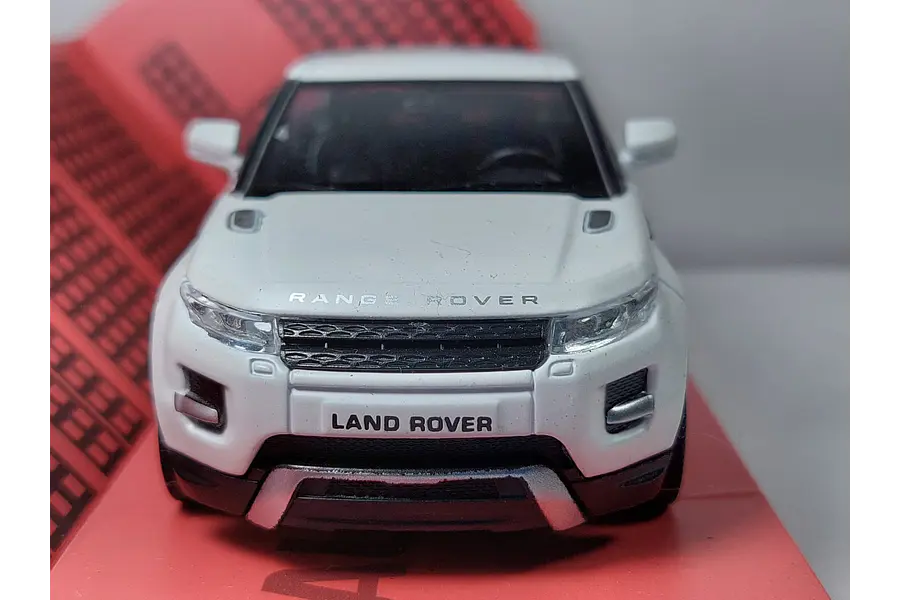 Land Rover evoque,  marca RMZ, Escala 1-36