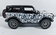 Ford Bronco 2022 blanco camuflado Kinsmart, Escala 1-34
