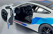 BMW M8 COMPETICION ﻿blanco Marca KINSMART ESCALA 1/36