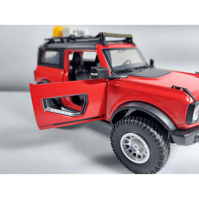 Ford Bronco, Escala 1:32 marca china