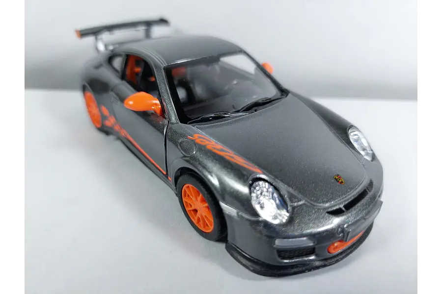 Porsche GT3 RS 2010 GRIS Escala 1/36 Marca KINSMART