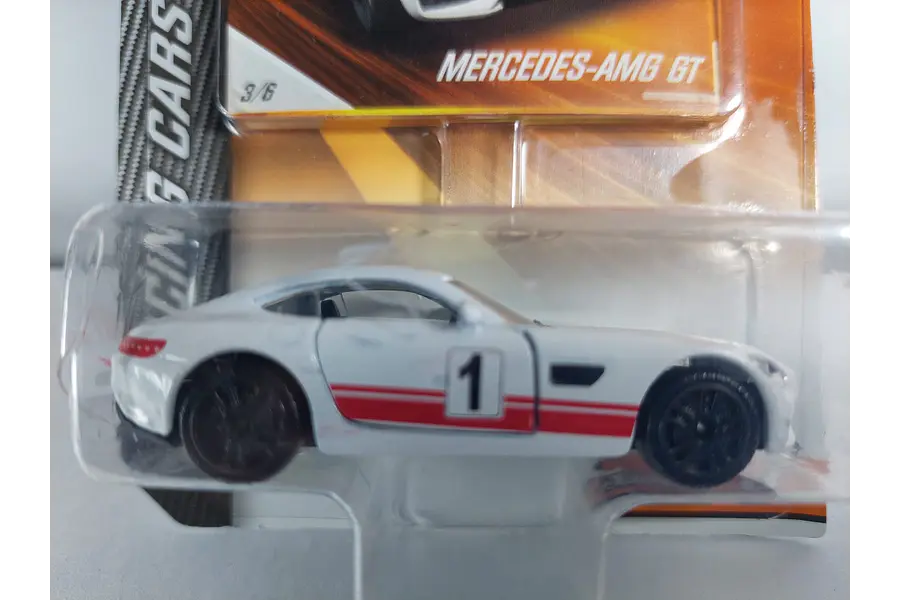 Mercedes Benz AMG GT Marca Majorette ESCALA 1/64