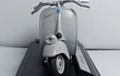 vespa 125 cc  Escala 1/18 marca WELLY