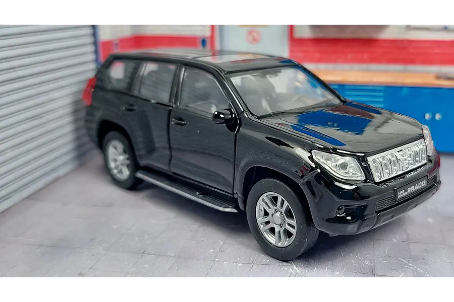 TOYOTA PRADO, MARCA WELLY, ESCALA 1/36