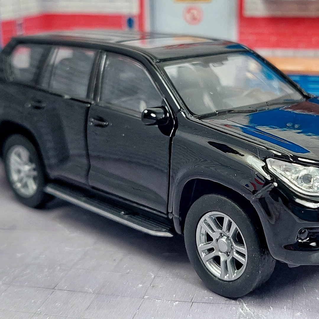 TOYOTA PRADO, MARCA WELLY, ESCALA 1/36 1