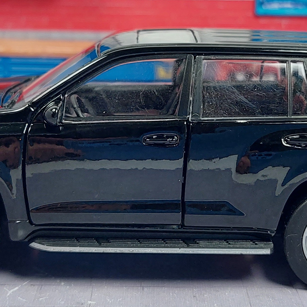 TOYOTA PRADO, MARCA WELLY, ESCALA 1/36 3