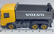 VOLQUETA VOLVO , Escala 1:64, Marca MAJORETTE 