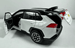 TOYOTA RAV4 blanca  ,ESCALA 1:32  MARCA DOUBLE HORSES 