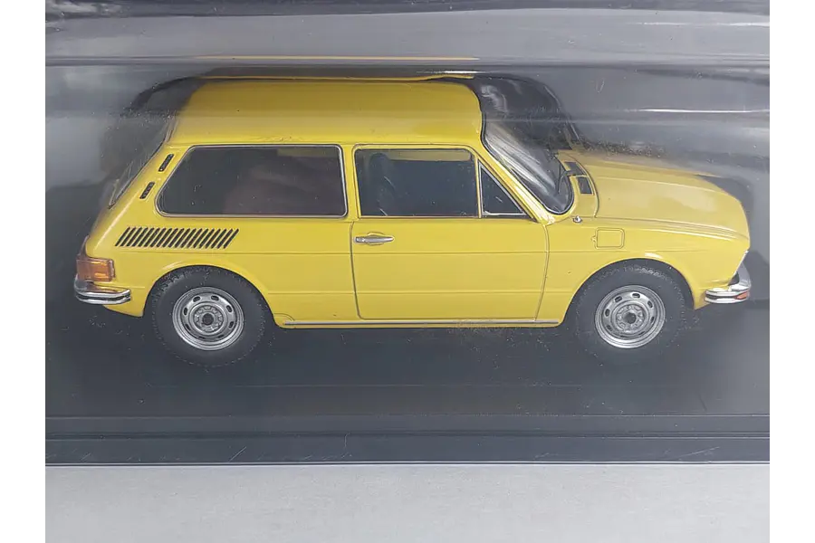Volkswagen BRASILIA, Ixo, Escala 1-24