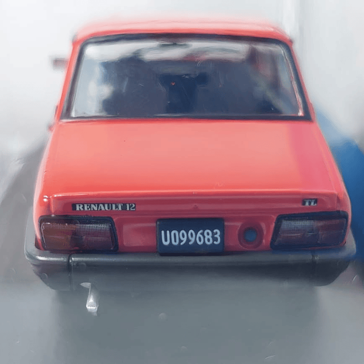 Renault 12 TL 1992 Escala 1:43, Marca Ixo 4