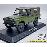 ARO 240 MARCA IXO , ESCALA 1/43 