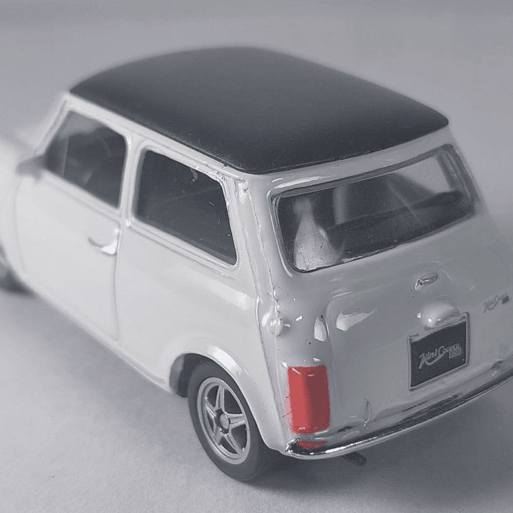 MINI COOPER BLANCO Escala 1/64, MARCA WELLY 2