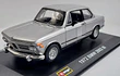 BMW 2002 1972 Burago, Escala 1-32