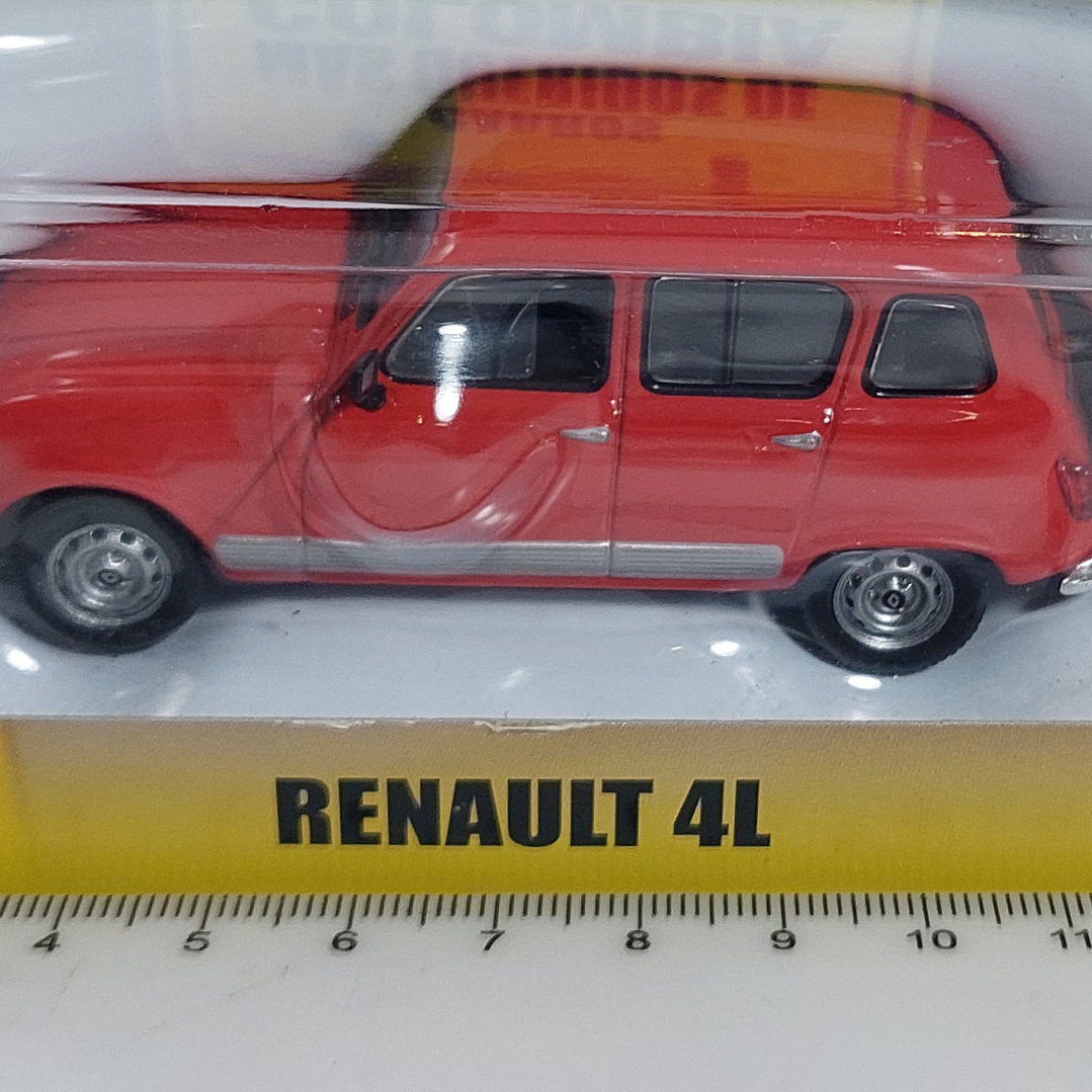 Renault 4 rojo Escala 1-43 marca ixo 4