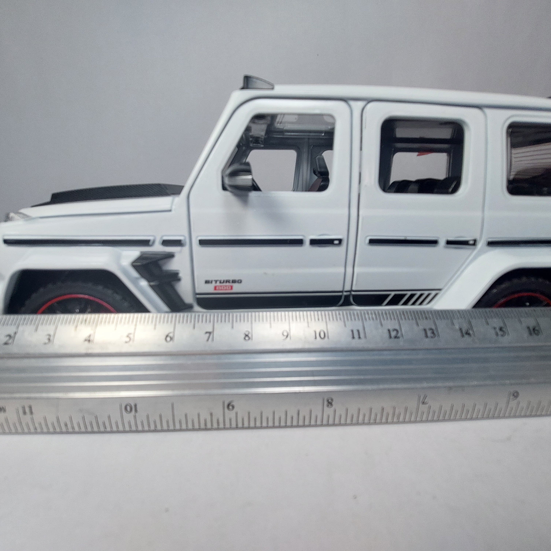BRABUS Mercedes-benz G63, A Escala 1-24 4