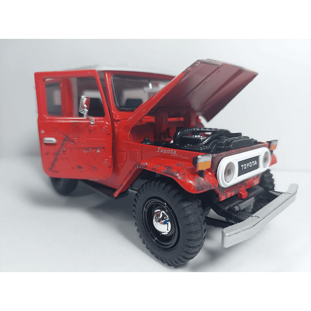 Toyota Land Cruiser Fj40 ROJO EFECTO ABANDONADO Escala 1/24﻿