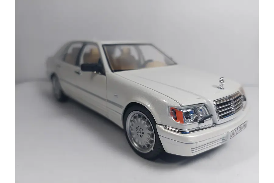 Mercedes benz w140 s320, Escala 1/24, marca JINLIFNAG