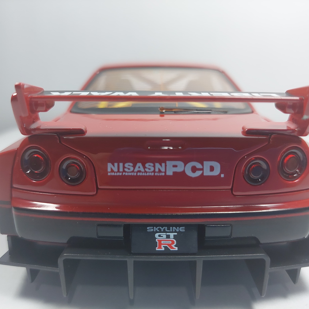 Nissan Skyline Gtr LKWB ESCALA 1:24 MARCA JINLIFANG, ROJO 7