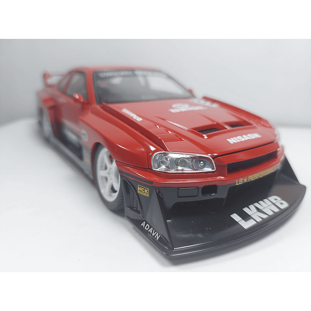 Nissan Skyline Gtr LKWB ESCALA 1:24 MARCA JINLIFANG, ROJO