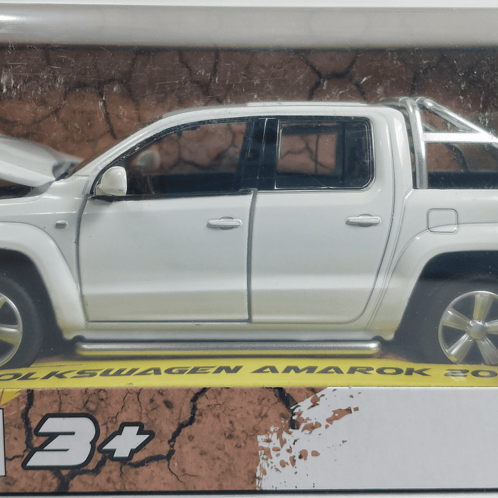 Volkswagen Amarok A Escala 1/32 marca MSZ 2