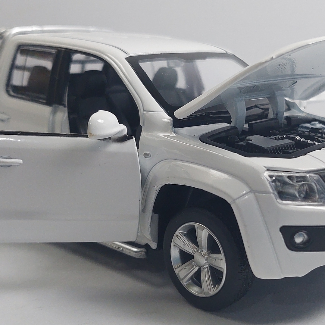 Volkswagen Amarok A Escala 1/32 marca MSZ 1
