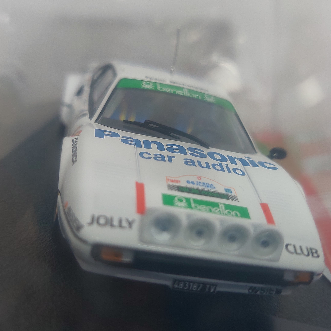 Ferrari 308 GTB, Ixo, Escala 1-43 3