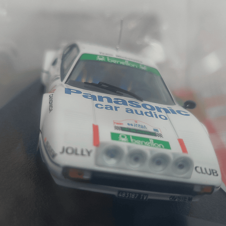 Ferrari 308 GTB, Ixo, Escala 1-43 3