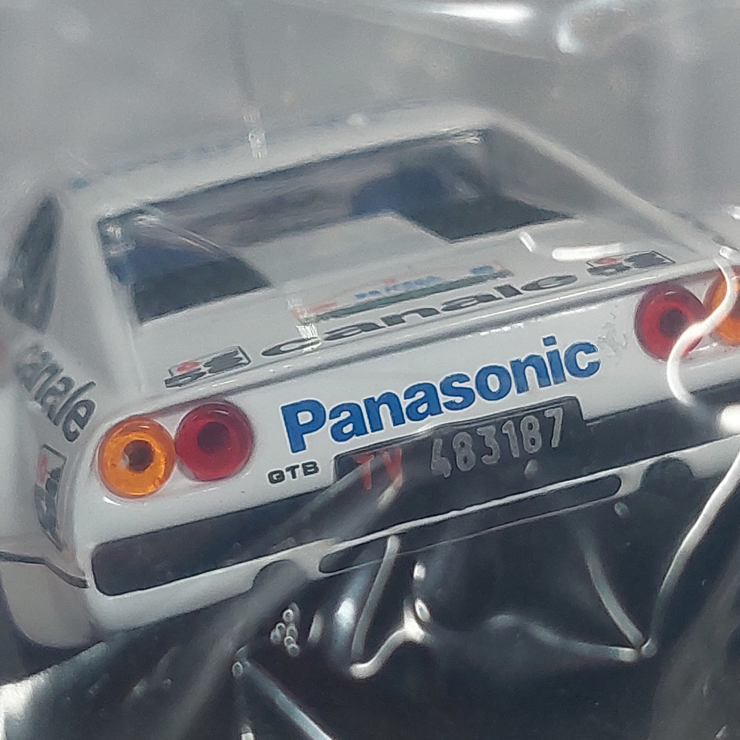 Ferrari 308 GTB, Ixo, Escala 1-43 4