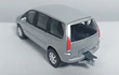 Peugeot 807 1/64 – Marca Norev Color plata