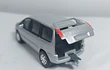Peugeot 807 1/64 – Marca Norev Color plata