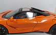 McLaren 720S, Escala 1-24 naranja ,