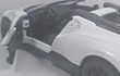 BUGATTI MISTRAL BLANCO ESCALA 1/36 ,MARCA KINSMART﻿