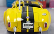 SHELBY COBRA 427S/C amarillo ESCALA 1/36 MARCA kinsmart