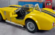 SHELBY COBRA 427S/C amarillo ESCALA 1/36 MARCA kinsmart