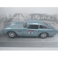 ASTON MARTIN DB5, Escala 1/24, Motor Max