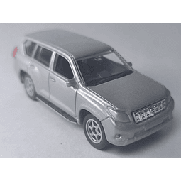 TOYOTA PRADO DORADA MARCA WELLY, ESCALA 1/64