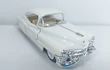 Cadillac Serie 62  color crema ESCALA 1/36 ,MARCA KINSMART 