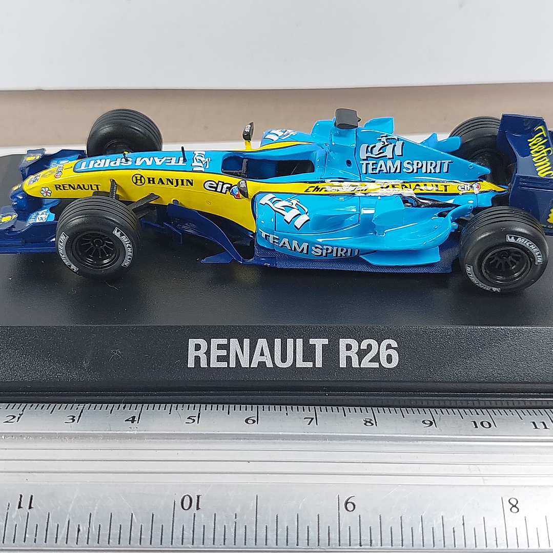 Renault R 26 MARCA NOREV ESCALA 1/43 4