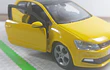 VOLKSWAGEN POLO GTI MARK 5 ,Escala 1:32 MARCA BURAGO-