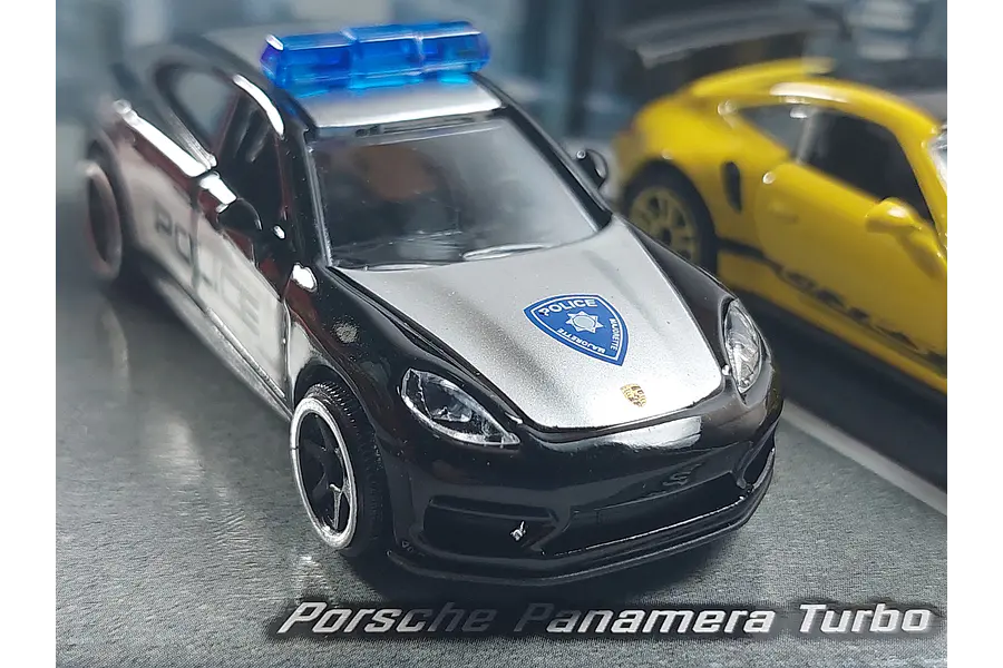Porsche Panamera Turbo de policia, Marca Majorette 